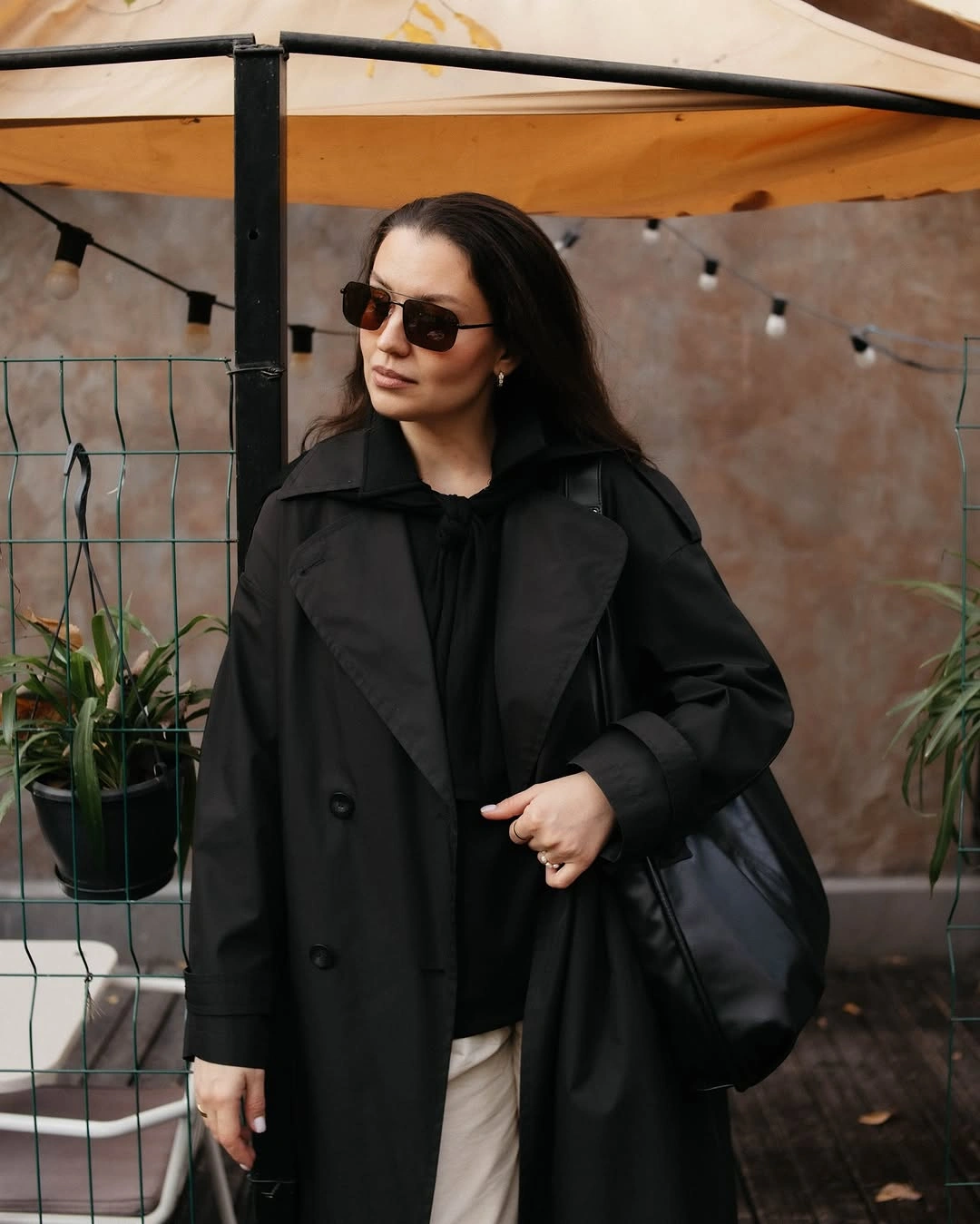 fall professional outfits women 2026 Minimalist Black Layers That Always Look Executive