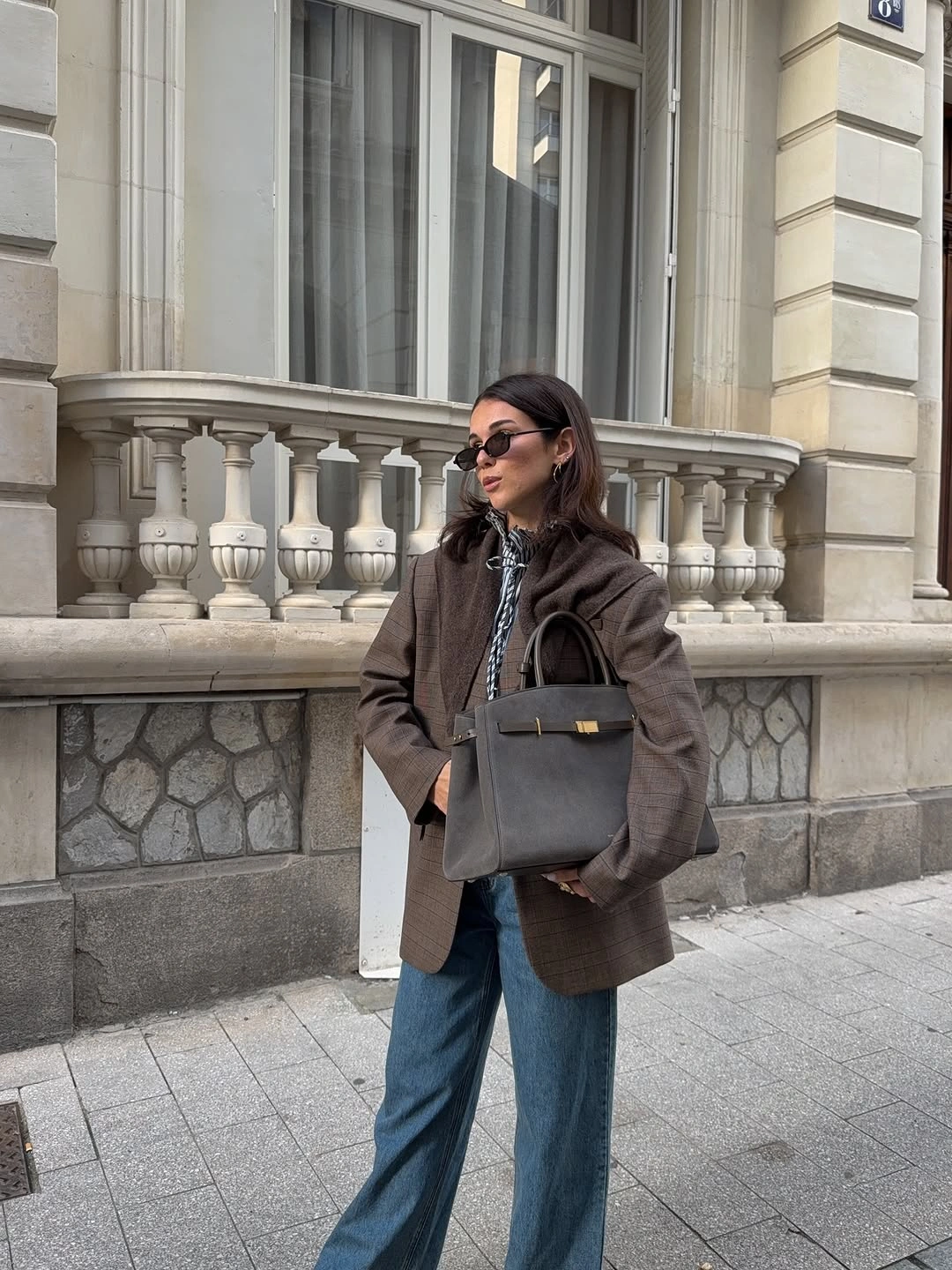 fall professional outfits women 2026 Checked Blazers and Denim for a Modern Office Balance