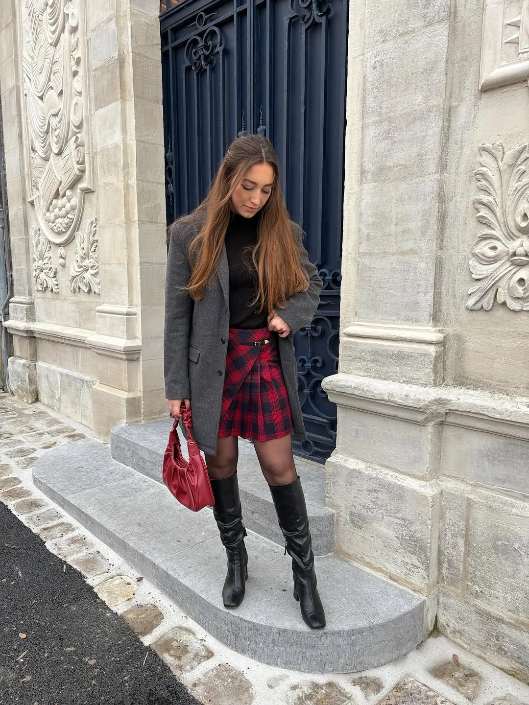 fall professional outfits women 2026 Classic Plaid Skirts Meet Tall Boots for a Polished Fall Office Look