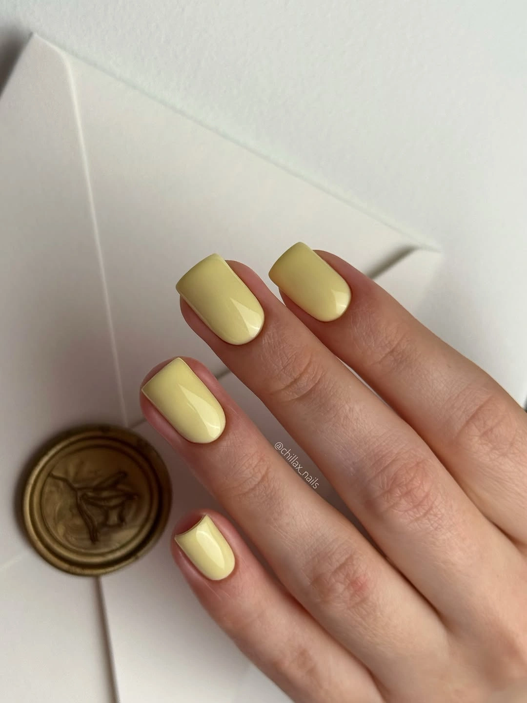 Fall short nails 2026 Pale Yellow Short Square Nails With Gloss
