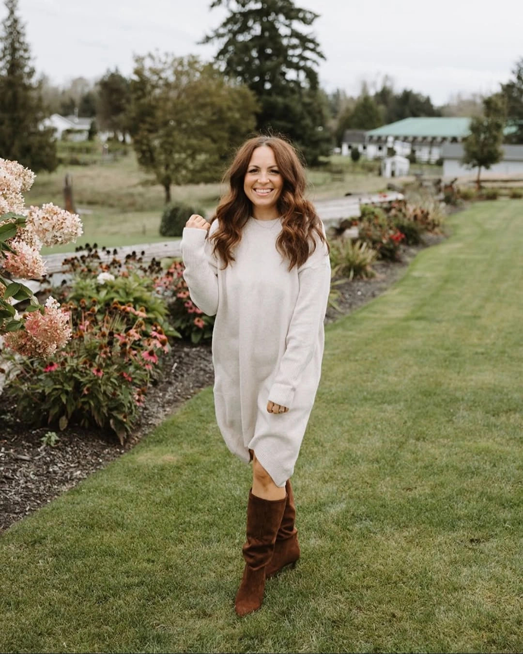 fall sweater dress outfits 2026 Relaxed Cream Sweater Dress With Brown Boots