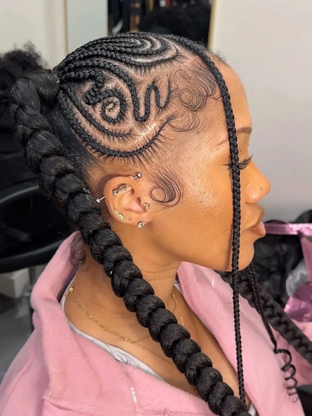 lemonade braid hairstyle Oversized Side Braid With Sculpted Spiral Lemonade Pattern