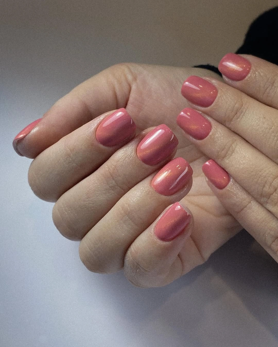 September nails color 2026 Dusty Rose Short Oval Nails