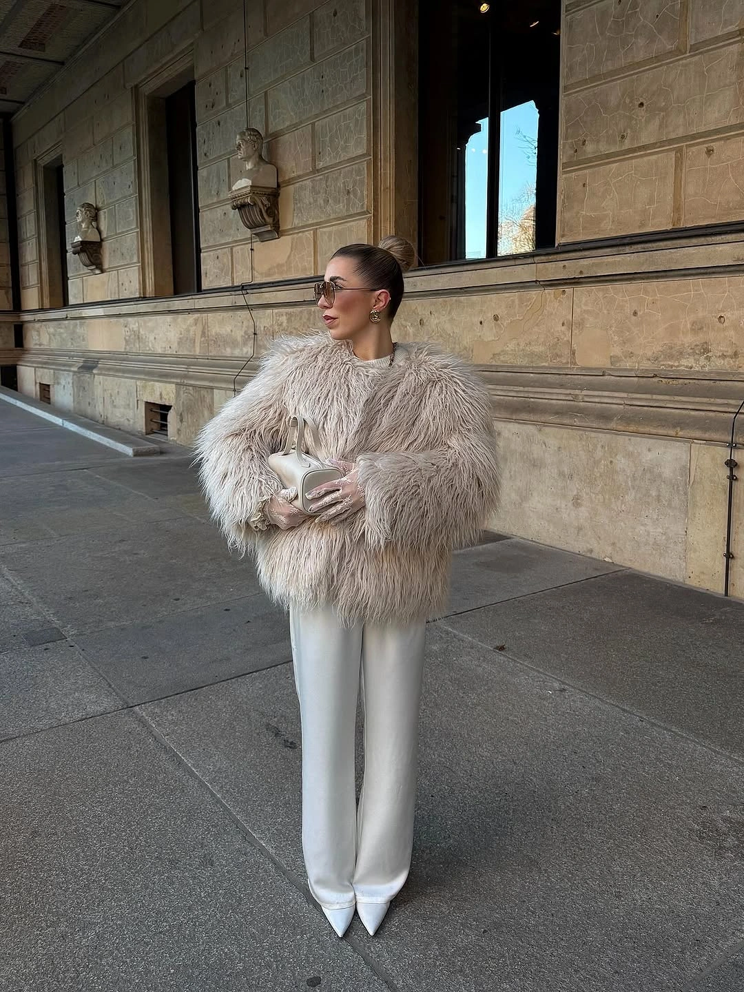 shaggy jacket Elegant Monochrome Styling with Modern Faux Fur