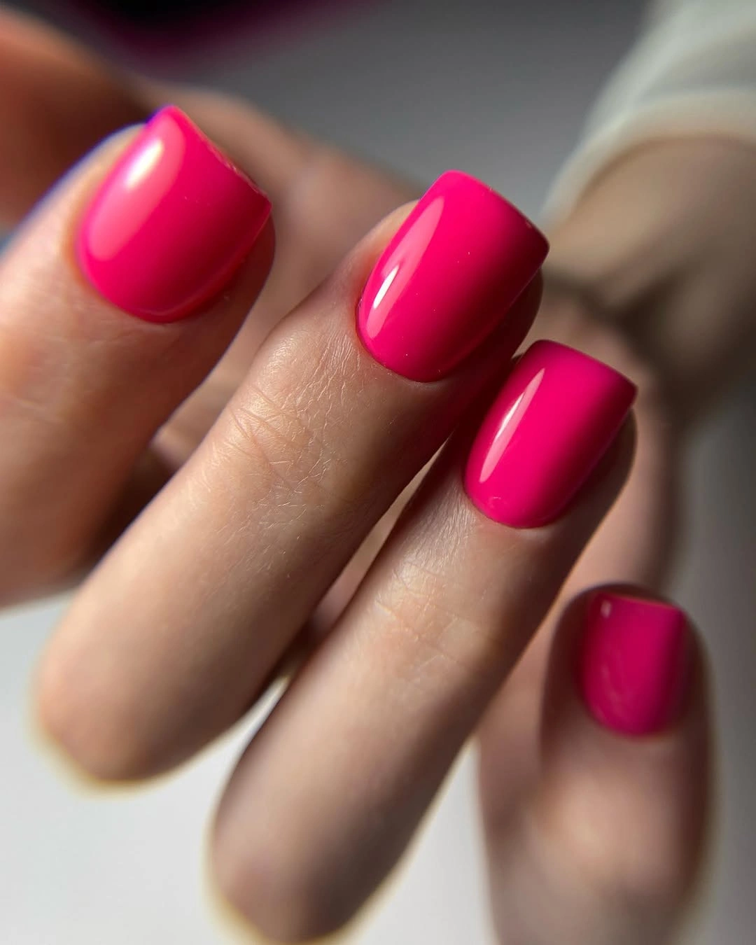 Hot pink glossy square nails