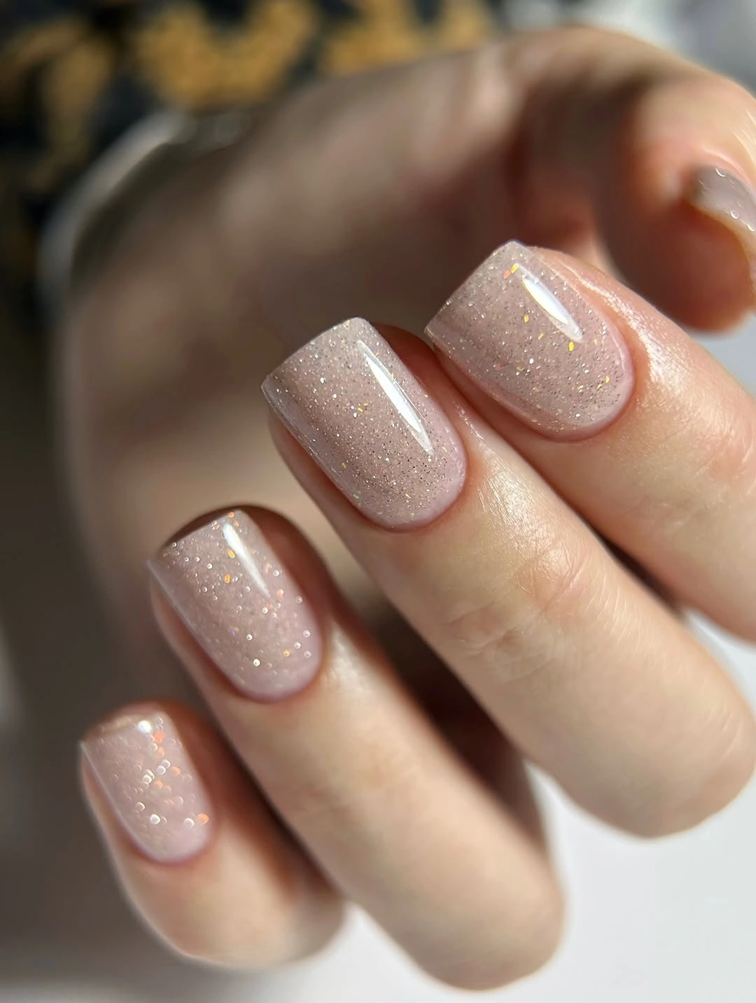 Blush sparkle short square nails