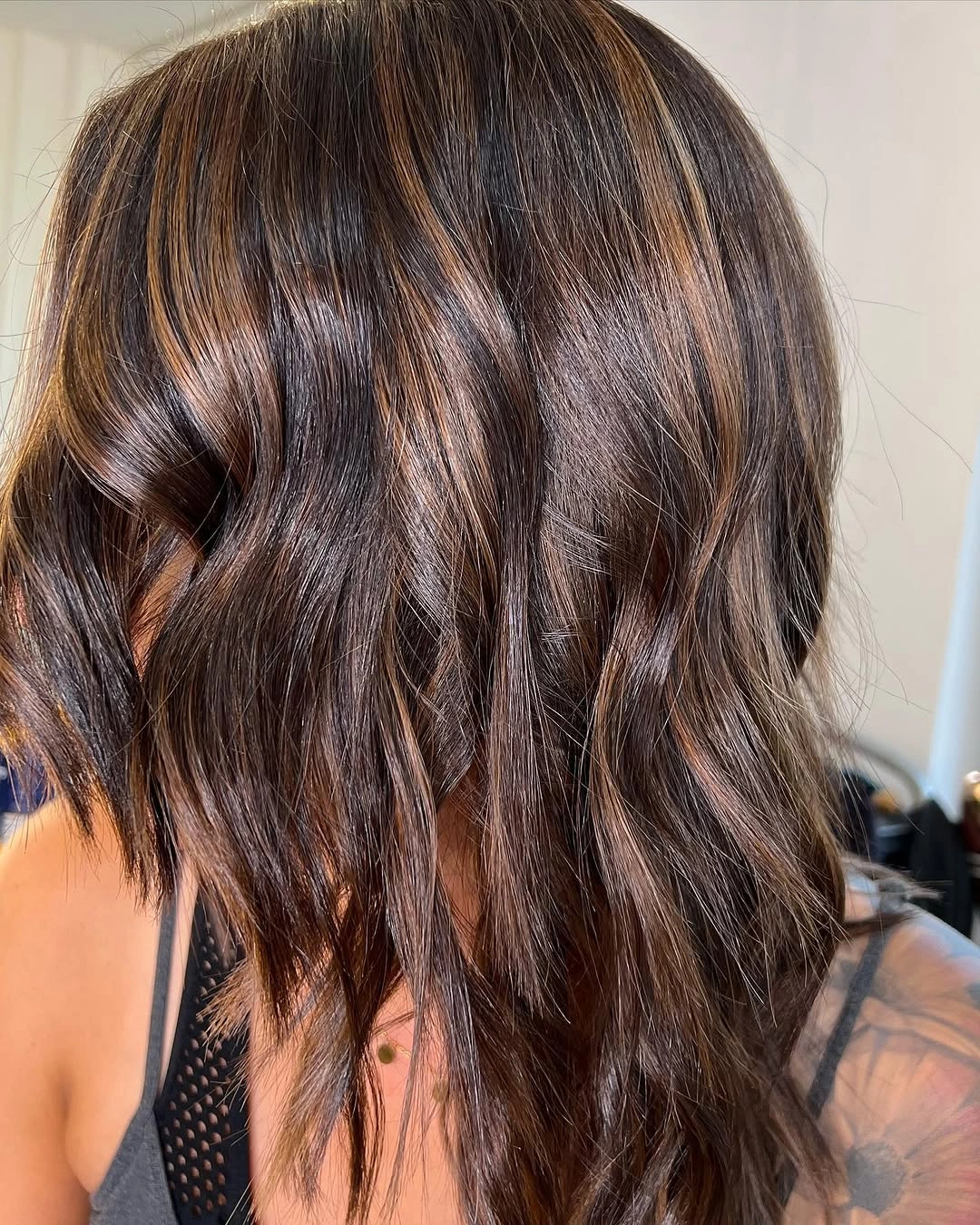 Long brown waves with glossy copper-brown dimension