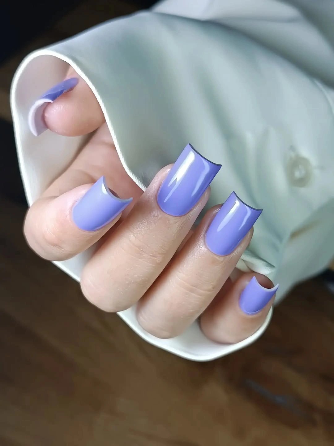 Short pink square nails with fine reflective glitter