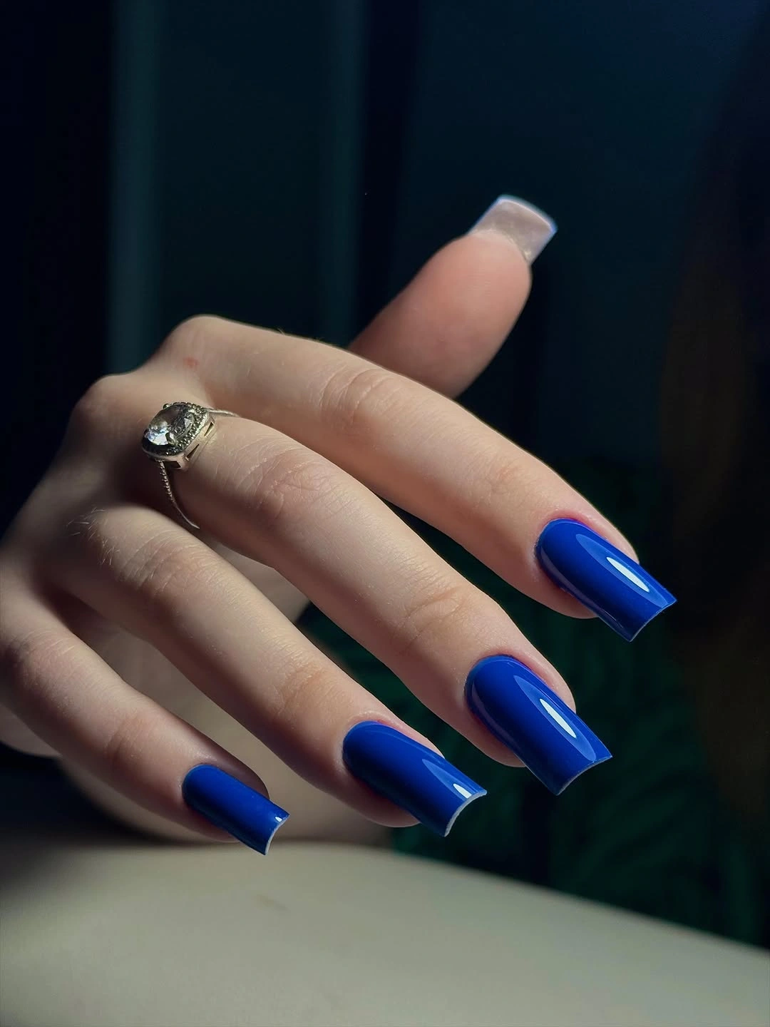 glossy cobalt blue square manicure