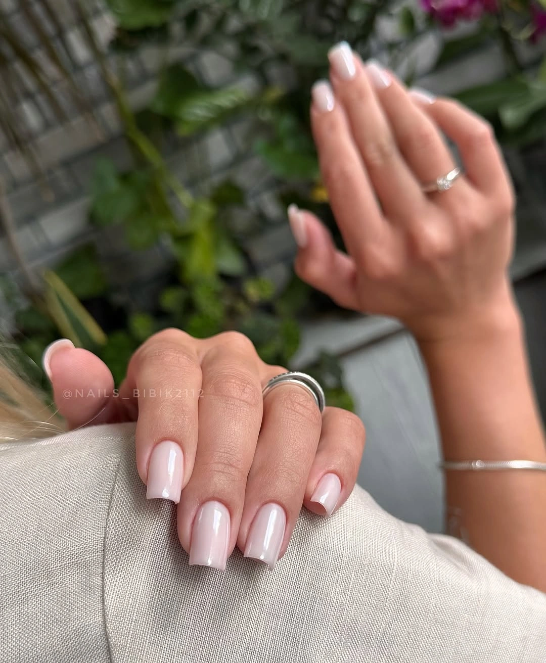 Glossy milky pink nails for quiet wedding polish