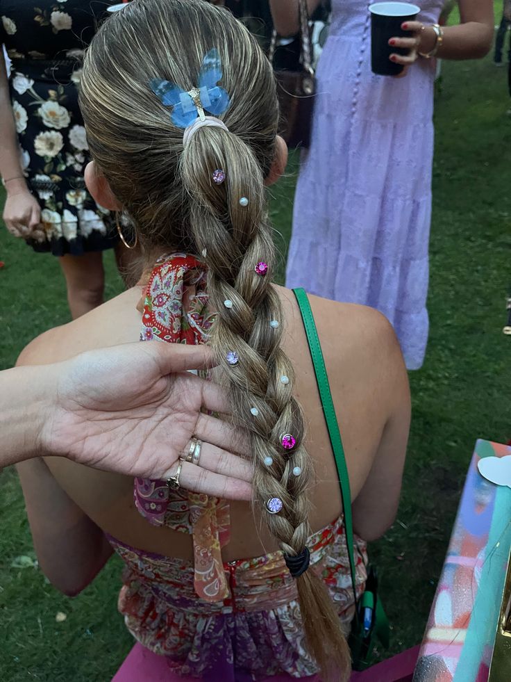 The Festival Hairstyles of 2024