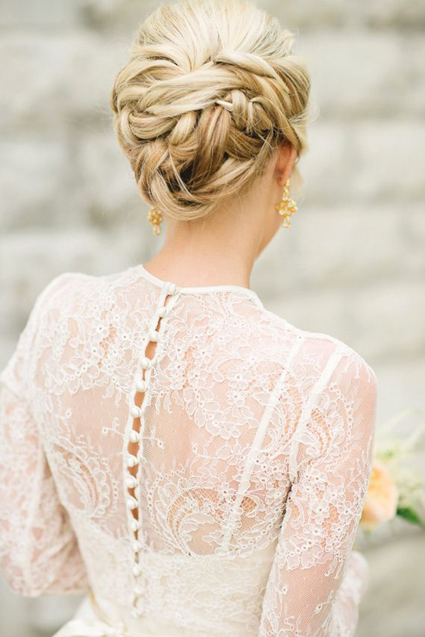 Wedding Hairstyles: 16 Incredible Bridal Updos | weddingsonline