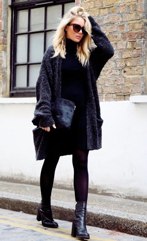 Total Black Look |