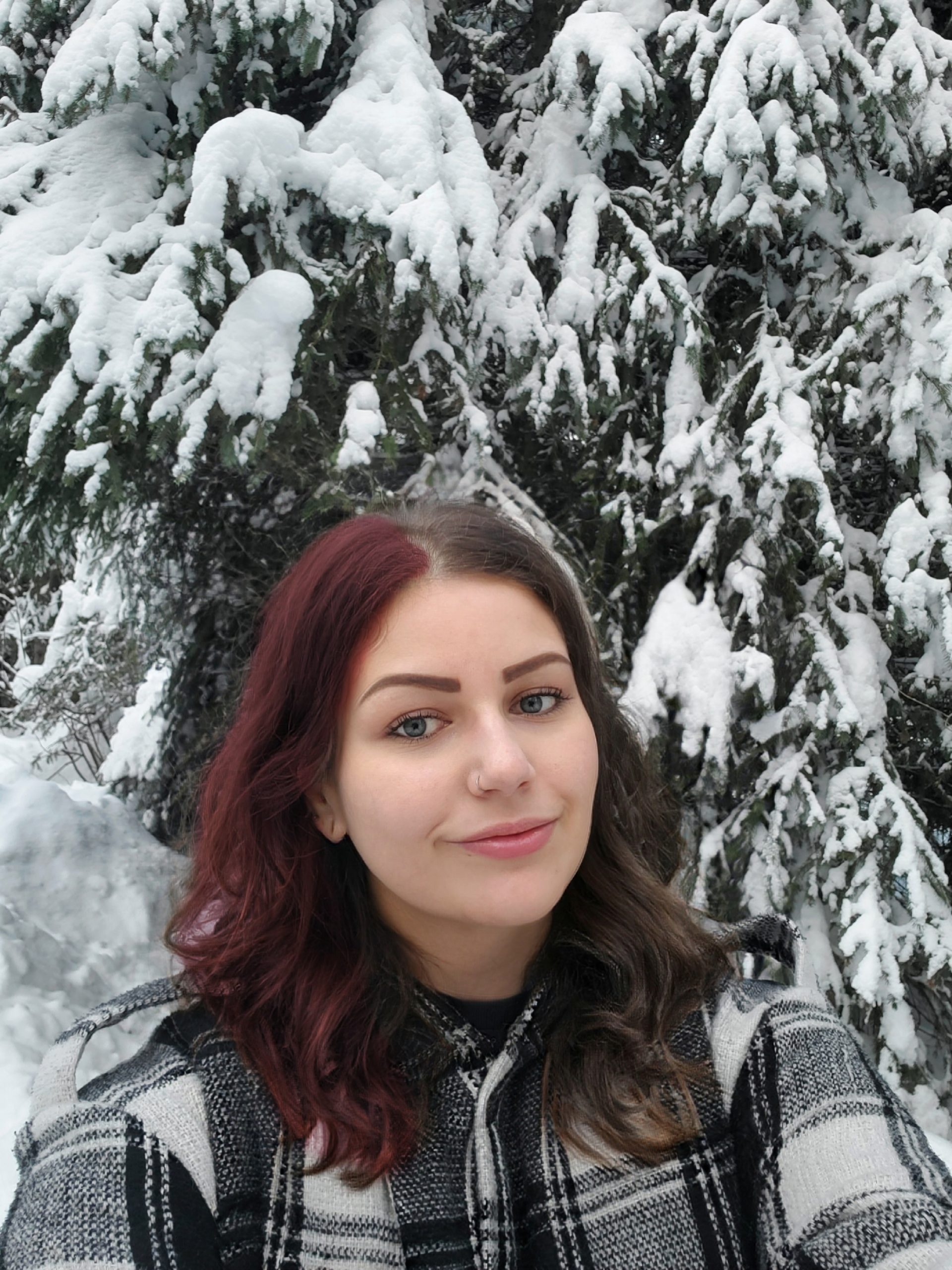 What hair color? I think I'm a deep winter : r/coloranalysis