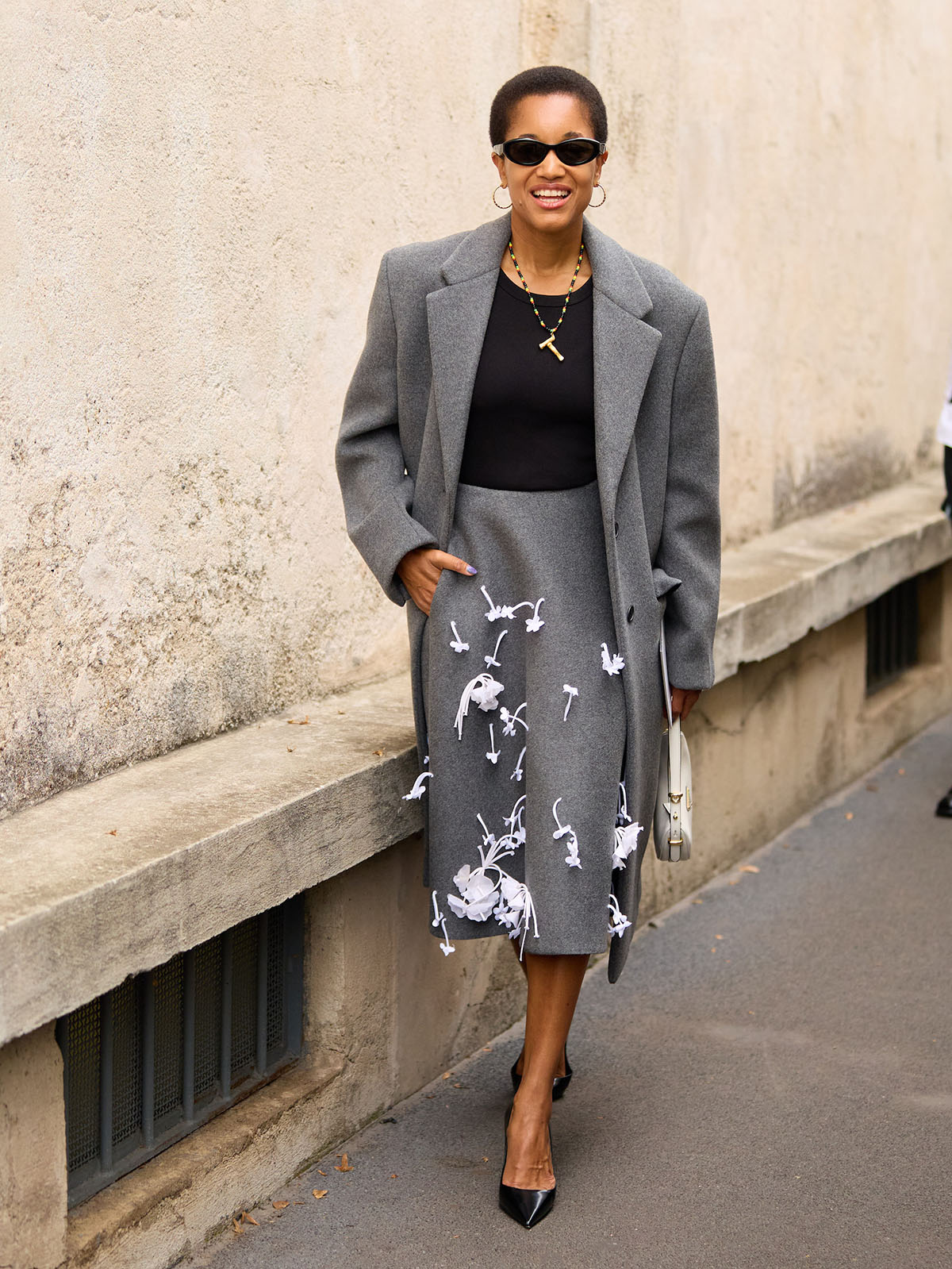 The 7 Items That Every Chic Italian Woman Wears in Italy | Who What Wear