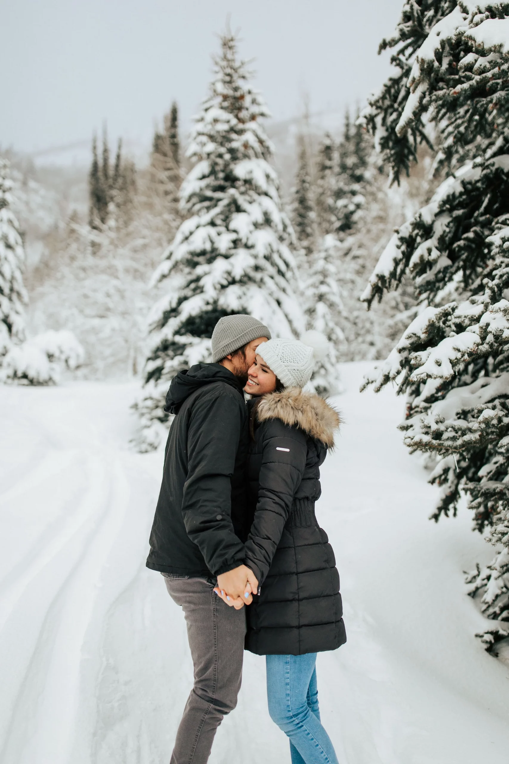What to Wear for Your Winter Photoshoot | Emily Jenkins Photo