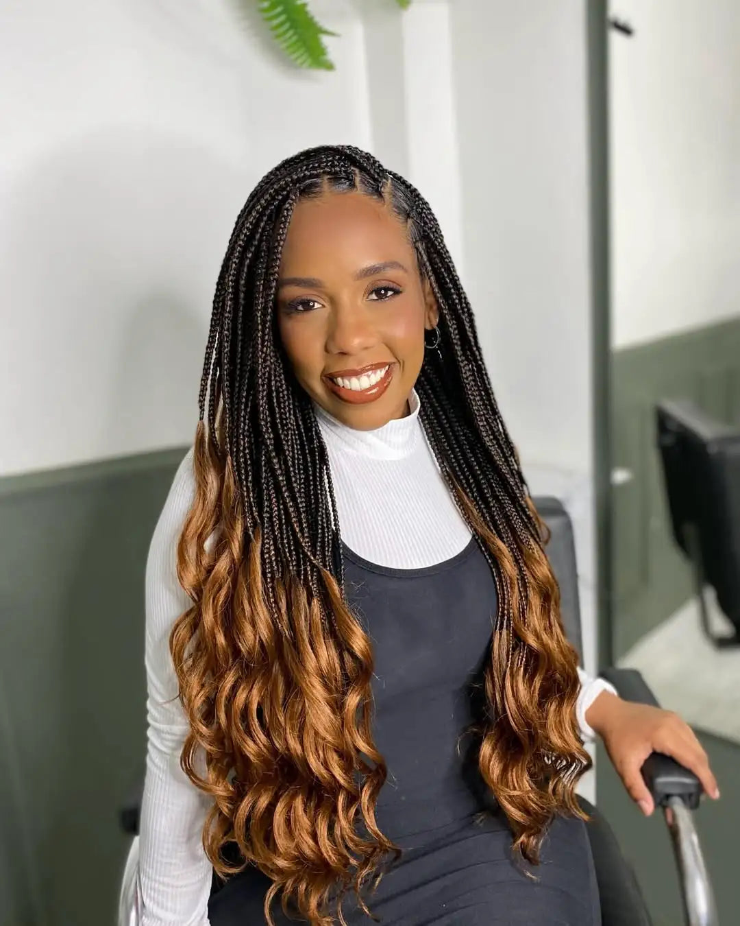 Black to Brown Ombre Knotless Braids With Wavy Ends Black to Brown Ombre Knotless Braids With Wavy Ends — Winter Knotless Braids