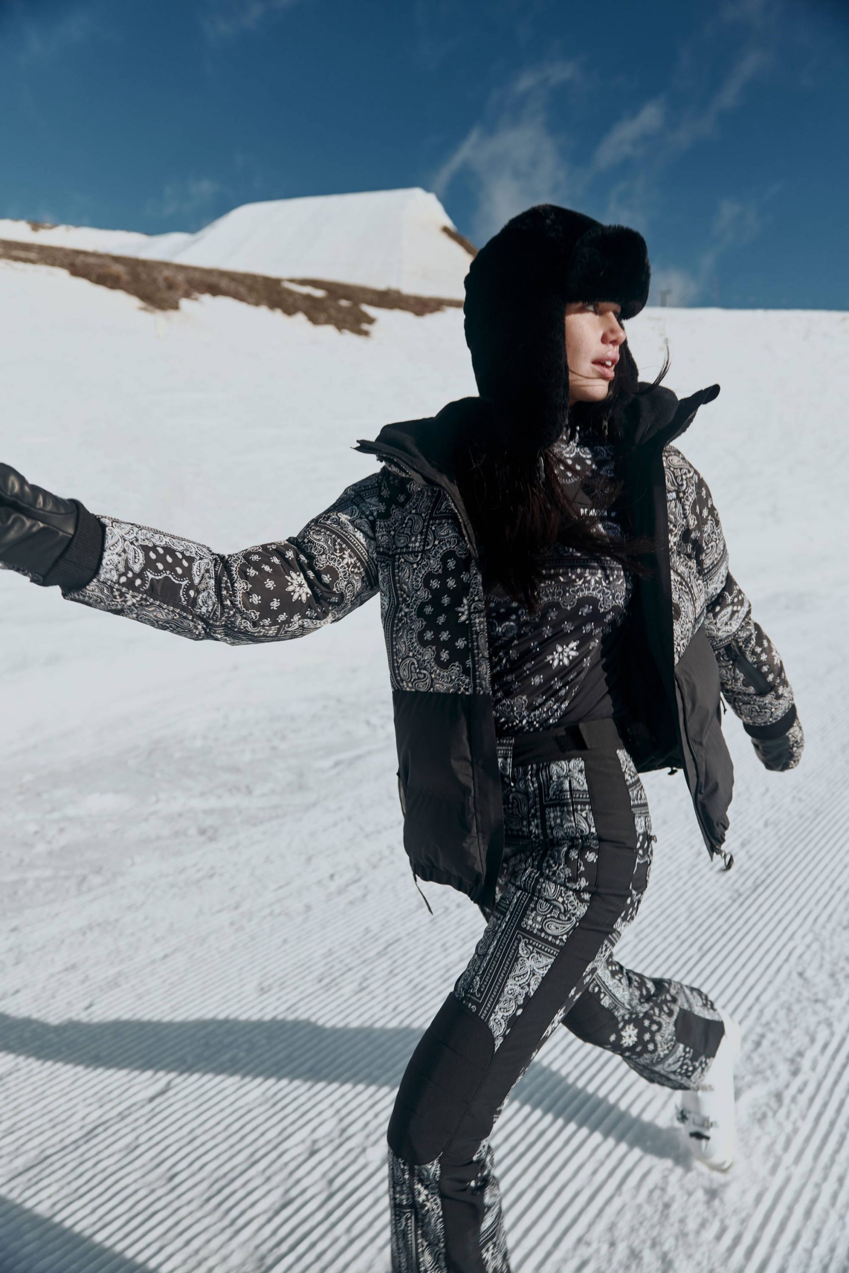 Paisley Print Ski Set and Fur Hat Paisley Print Ski Set and Fur Hat — Apres Ski Outfits