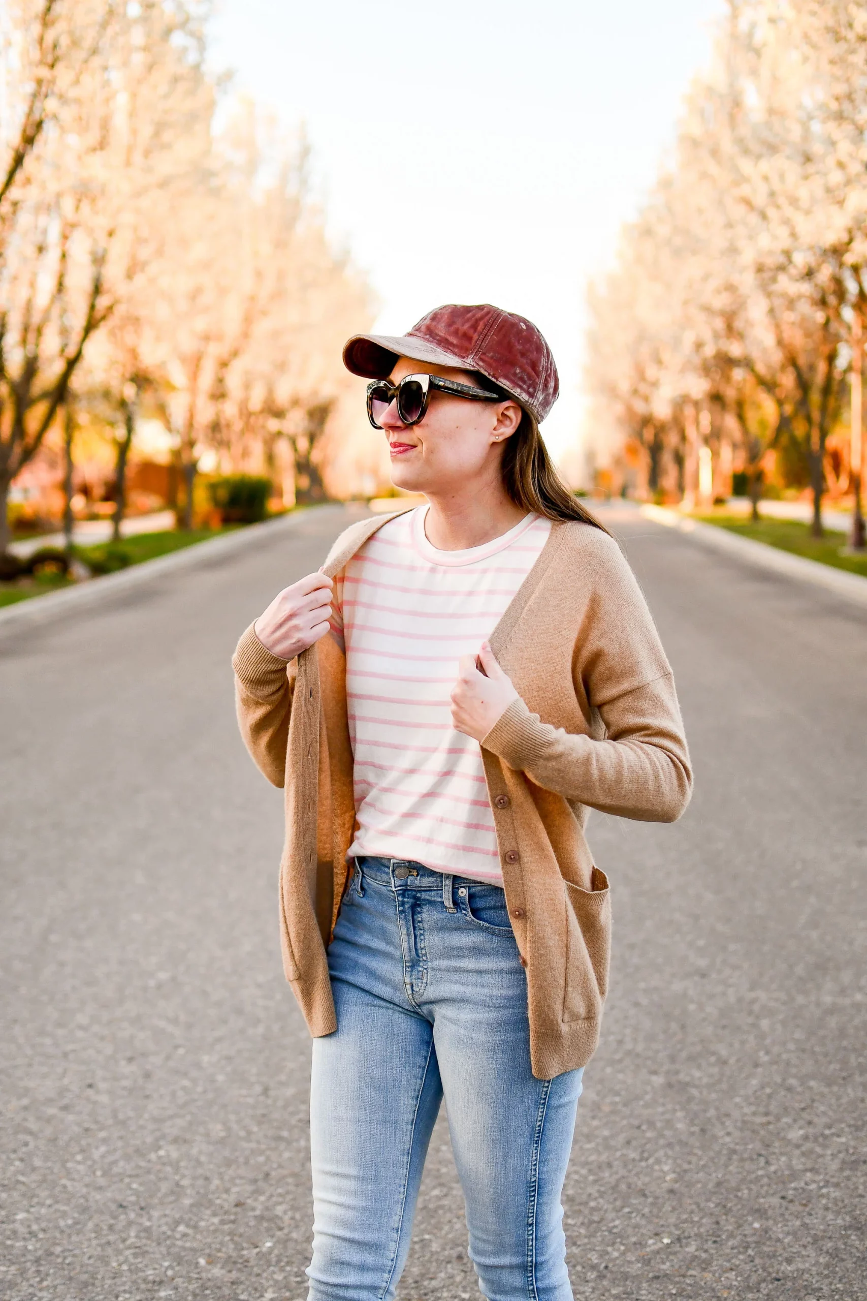 Striped Tee and Cardigan for a Casual Day Out Striped Tee and Cardigan for a Casual Day Out — Winter Outfits for Warm Weather