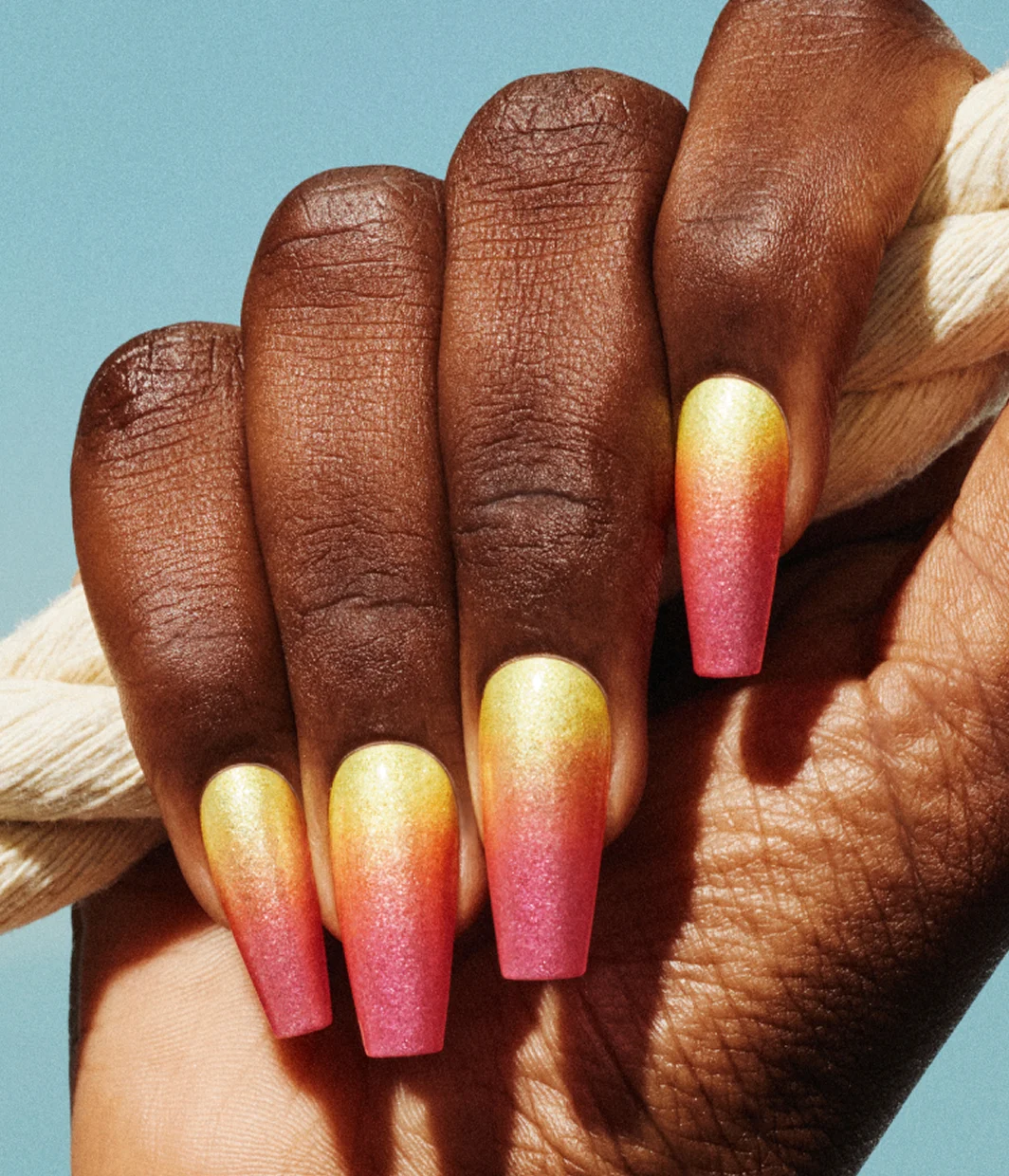 Yellow Gold to Pink Shimmer Ombre Coffin Nails Yellow Gold to Pink Shimmer Ombre Coffin Nails — Ombre Nail Designs