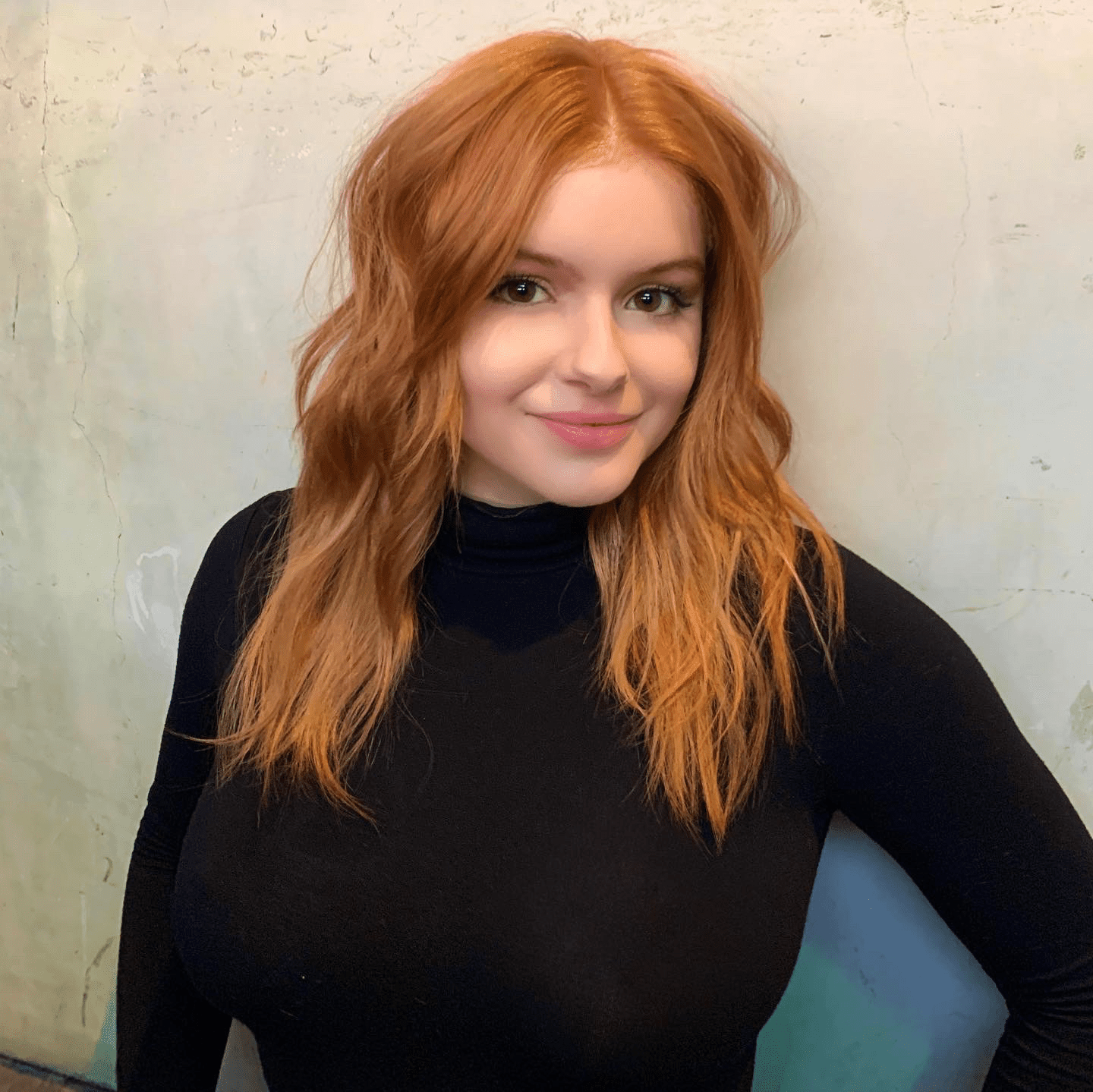 Fiery Copper Red Waves with Full Bangs Fiery Copper Red Waves with Full Bangs — Winter Red Hair Colors