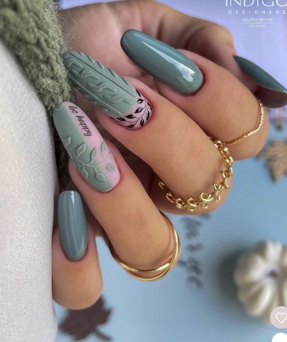 Chic Sage Green Knit and Leaf Design — Sweater Nails