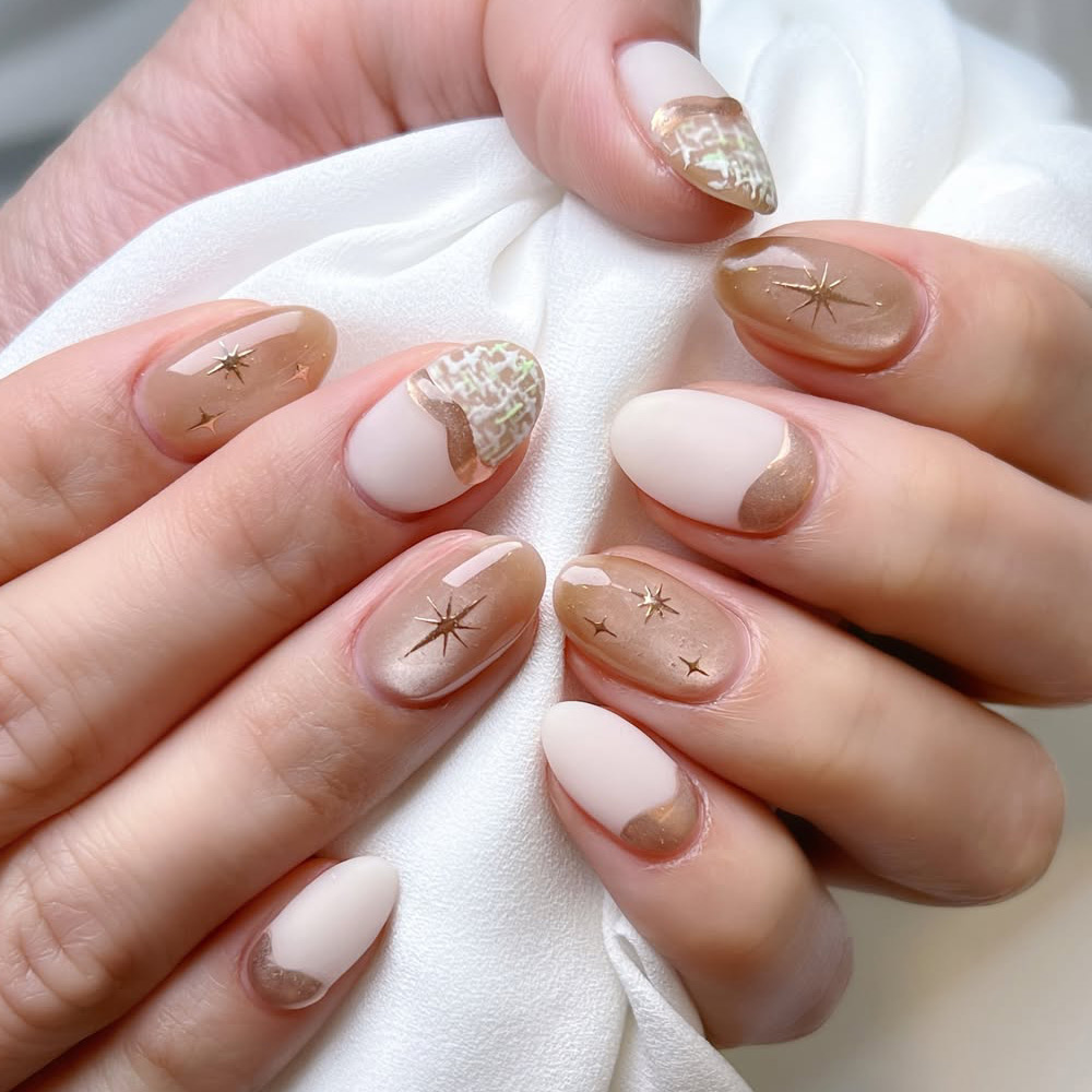 Cream & Beige with Gold Accents Cream & Beige with Gold Accents — Winter Nail Designs