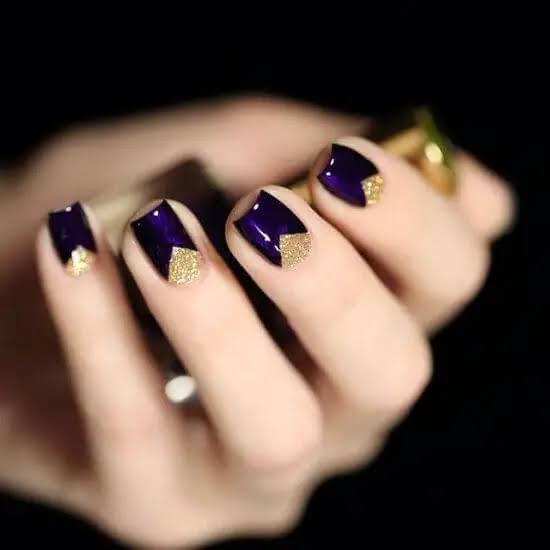 Deep Purple Geometric Gold Glitter Tips — Winter Purple Nails