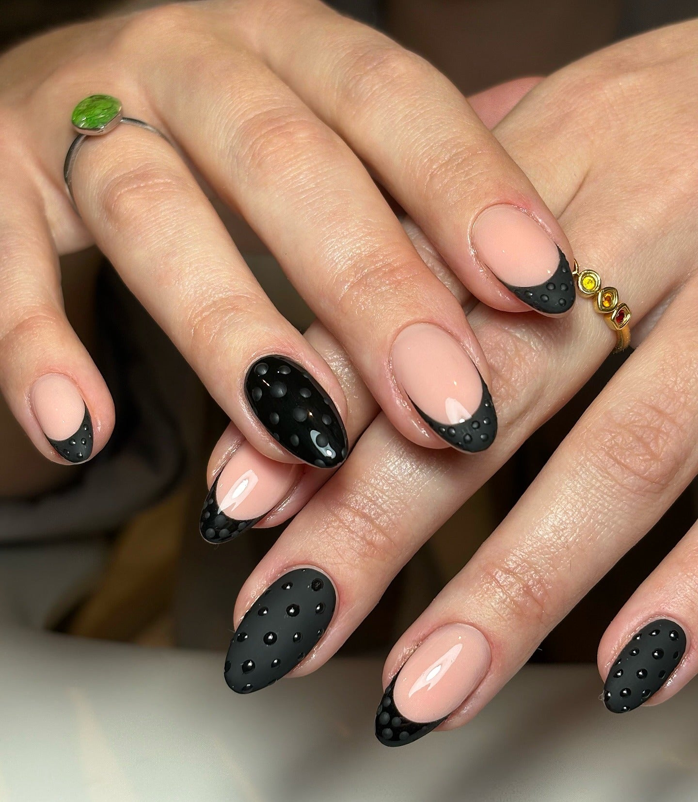 Matte Black French Tips with 3D Dots Matte Black French Tips with 3D Dots — Black Nail Ideas