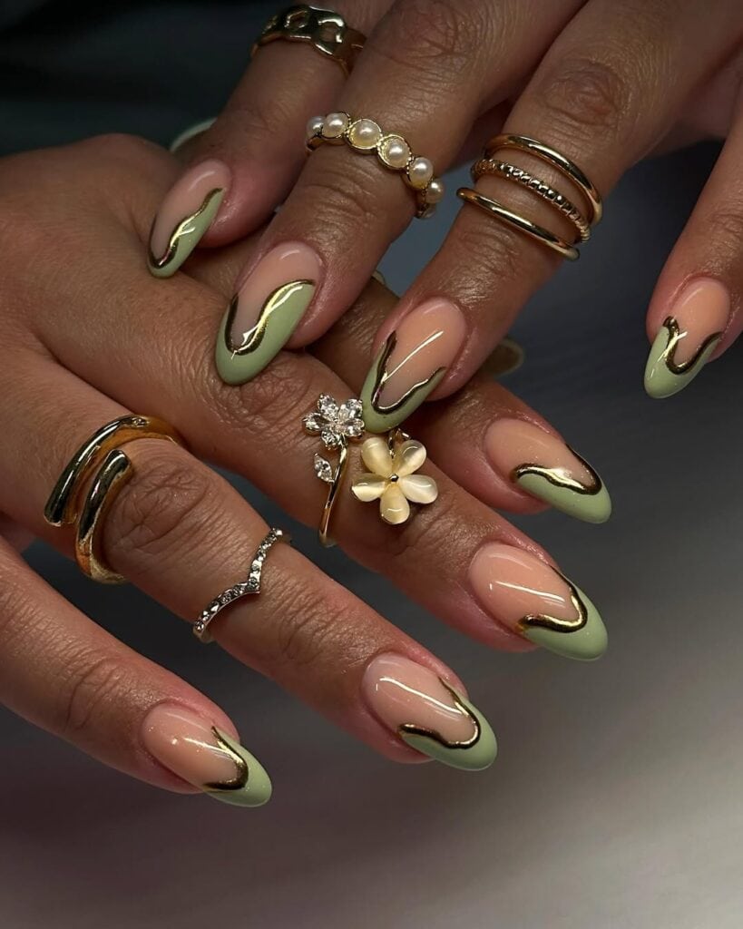 Abstract Green and Gold Swirls Abstract Green and Gold Swirls — Green Nail Designs