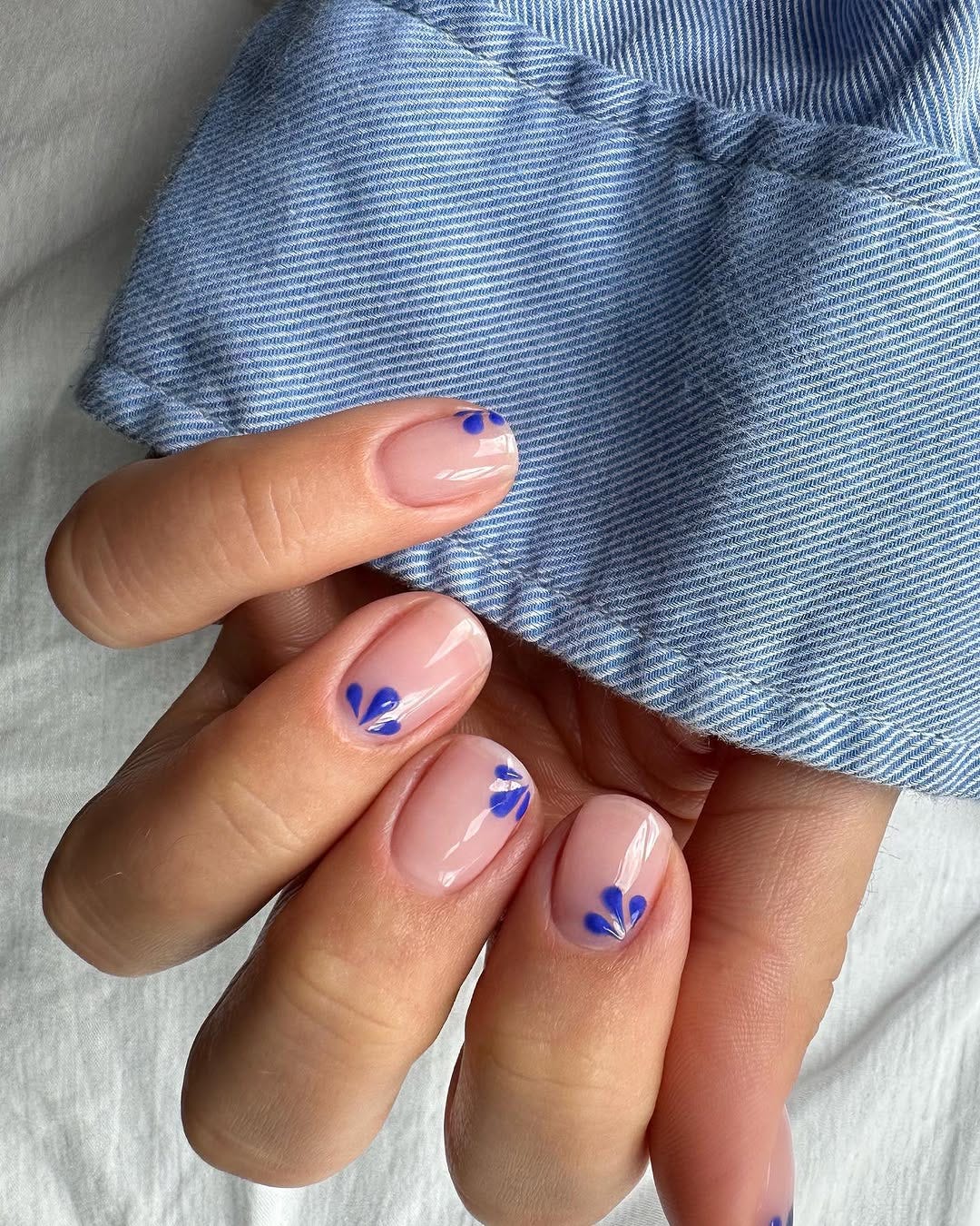 Short Pink Base with Delicate Blue Hearts — Blue Nail Inspo