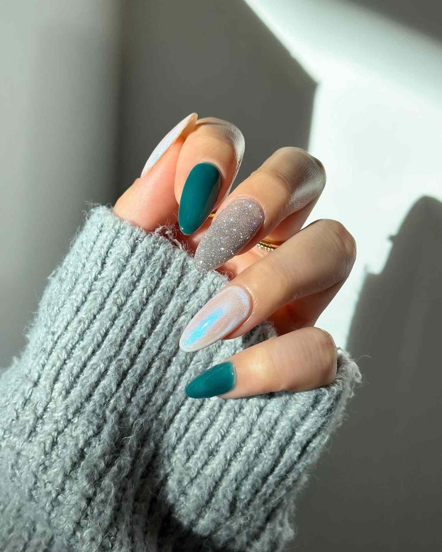 Chrome Shimmer Visual Idea — Winter Chrome Nails