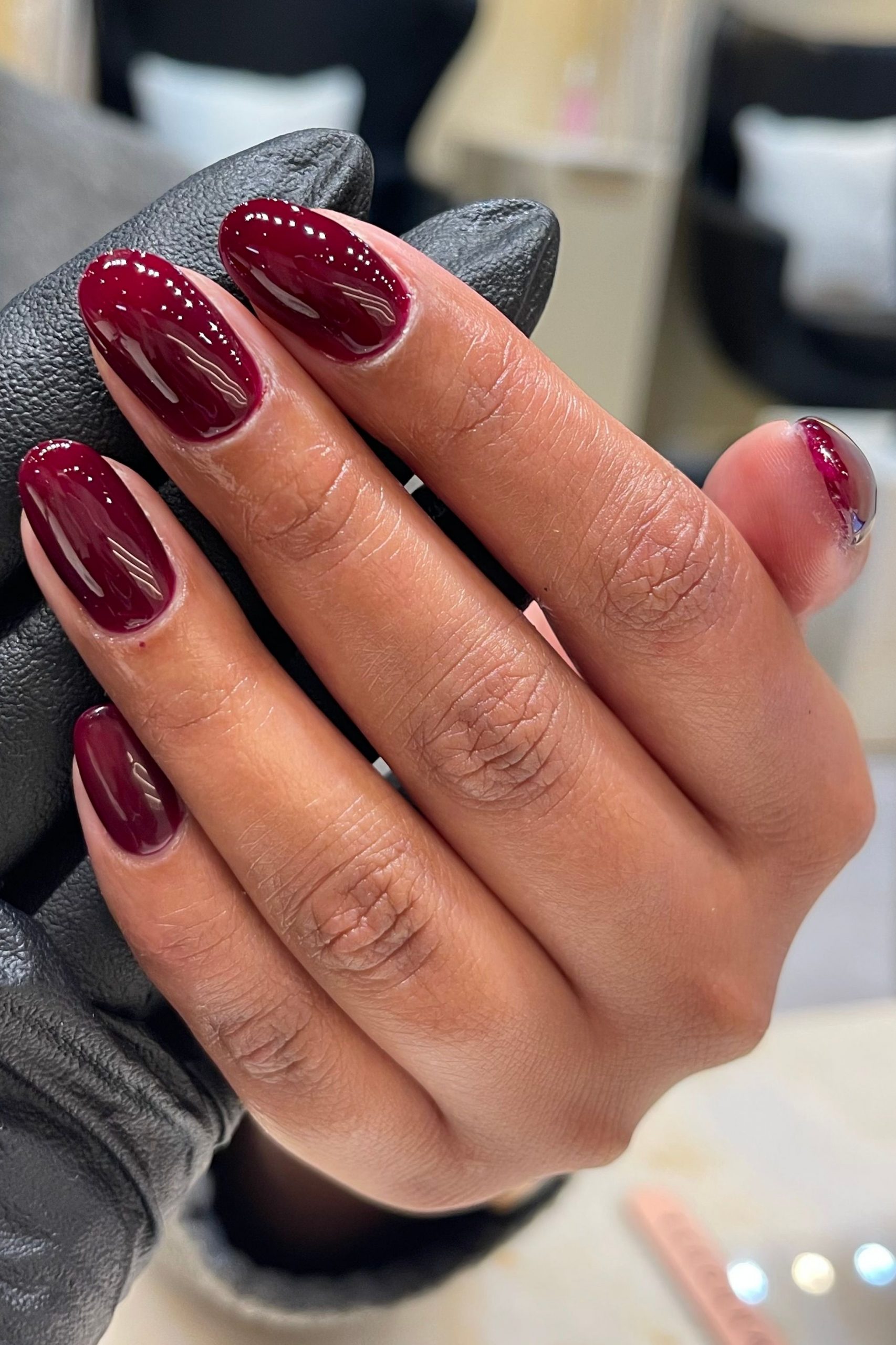 High Gloss Visual Idea High Gloss Visual Idea — Short Winter Almond Nails