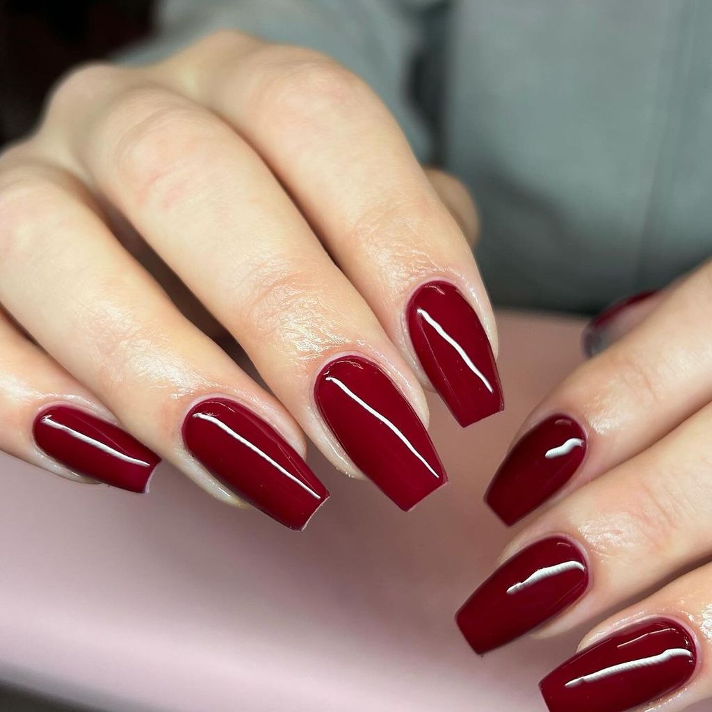Thin White Line On Some Nails Visual Idea Thin White Line On Some Nails Visual Idea — Winter Nail Colors for Pale Skin