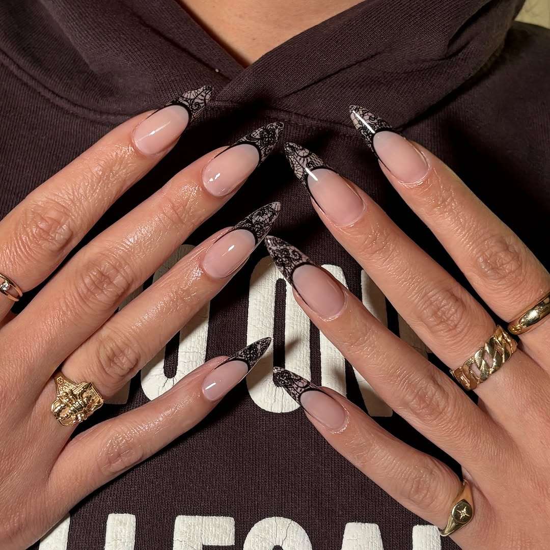 Black Lace French Tips on Stilettos Black Lace French Tips on Stilettos — Black Nail Ideas
