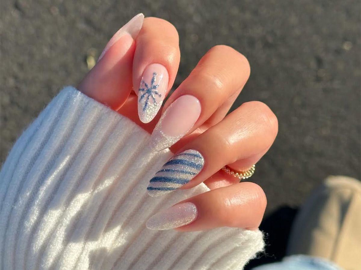 Glossy Glitter Long Almond Glitter French and Snowflakes Glossy Glitter Long Almond Glitter French and Snowflakes — January Nails