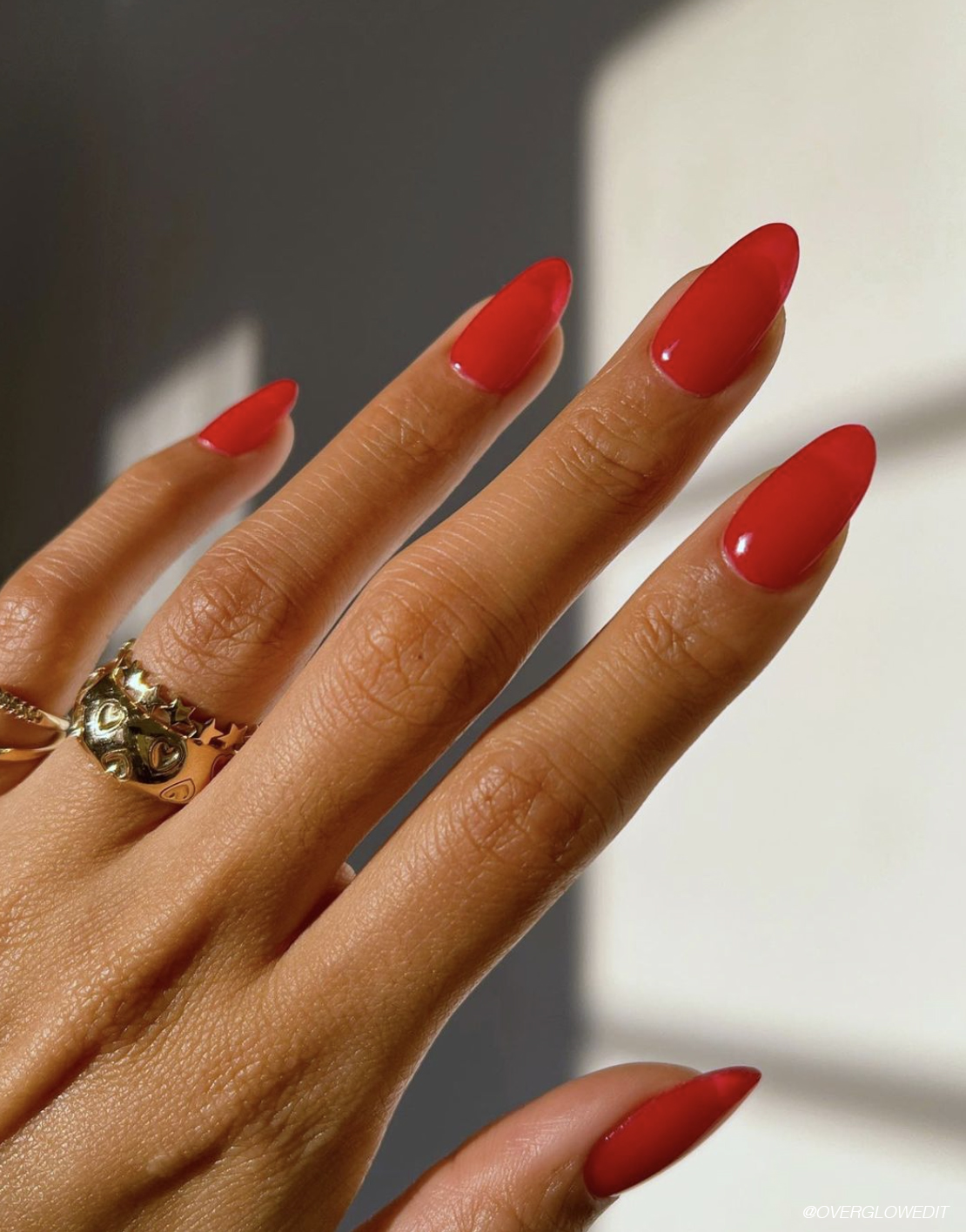 Jelly Cherry Red Long Almond Nails Jelly Cherry Red Long Almond Nails — Cherry Red Nails