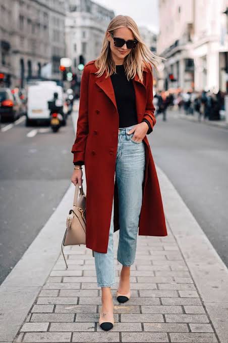 Vibrant Red Trench Coat with Black Top and Jeans Vibrant Red Trench Coat with Black Top and Jeans — Minimalist Winter Outfits