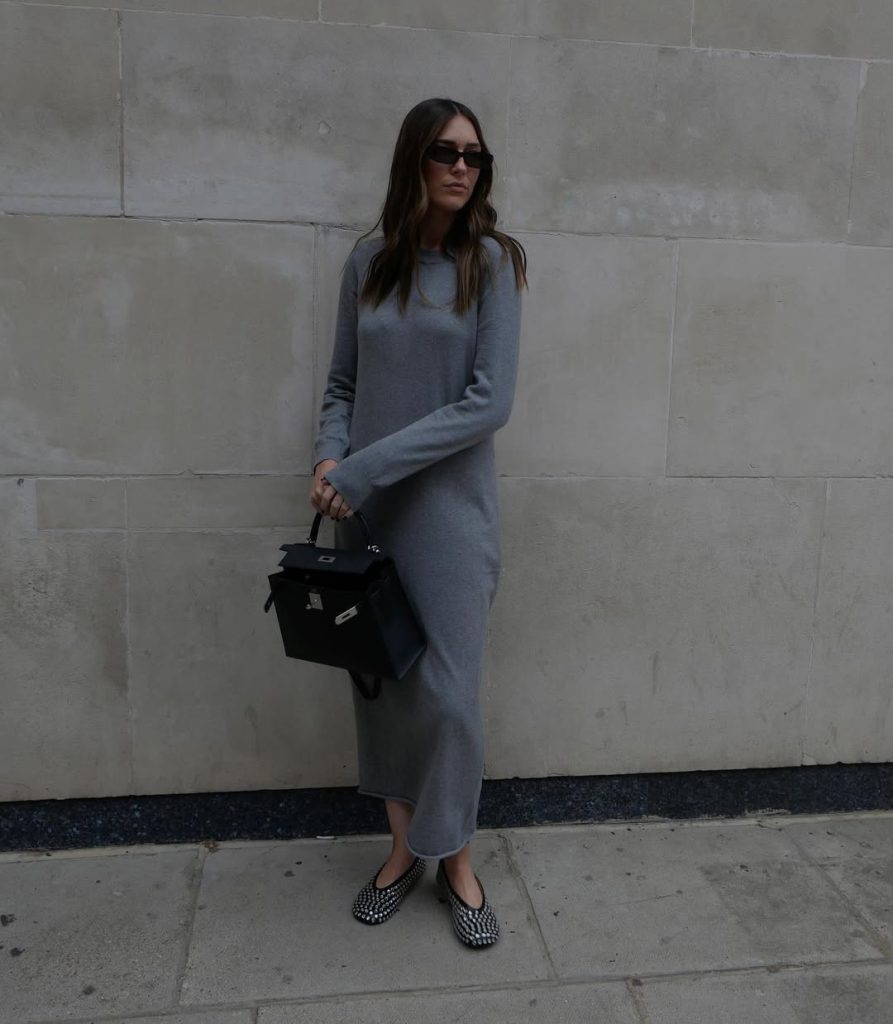 Minimalist Grey Knit Dress for Understated Sophistication Minimalist Grey Knit Dress for Understated Sophistication — Old Money Winter Outfits