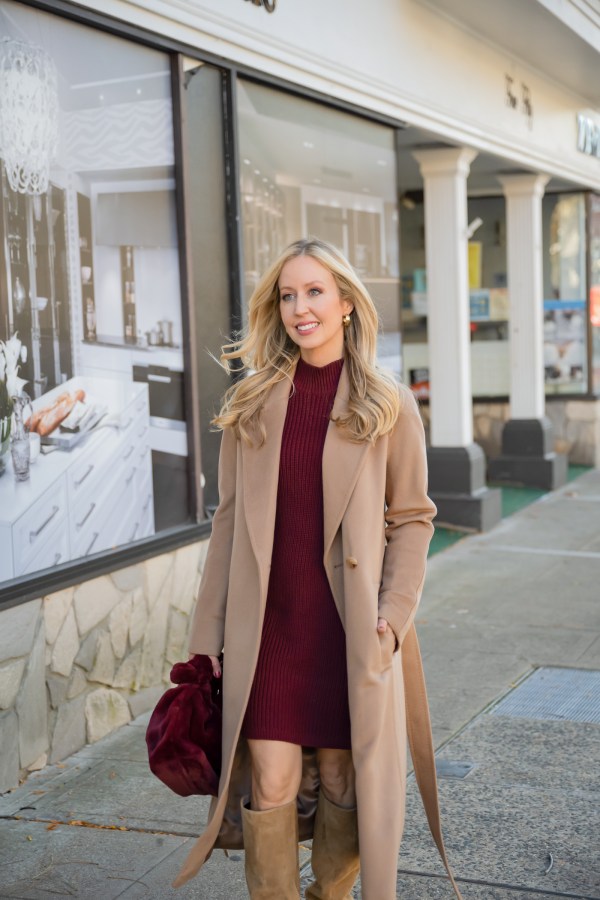 Elegant Burgundy Knit Dress with Long Beige Coat Elegant Burgundy Knit Dress with Long Beige Coat — Colorful Winter Outfits