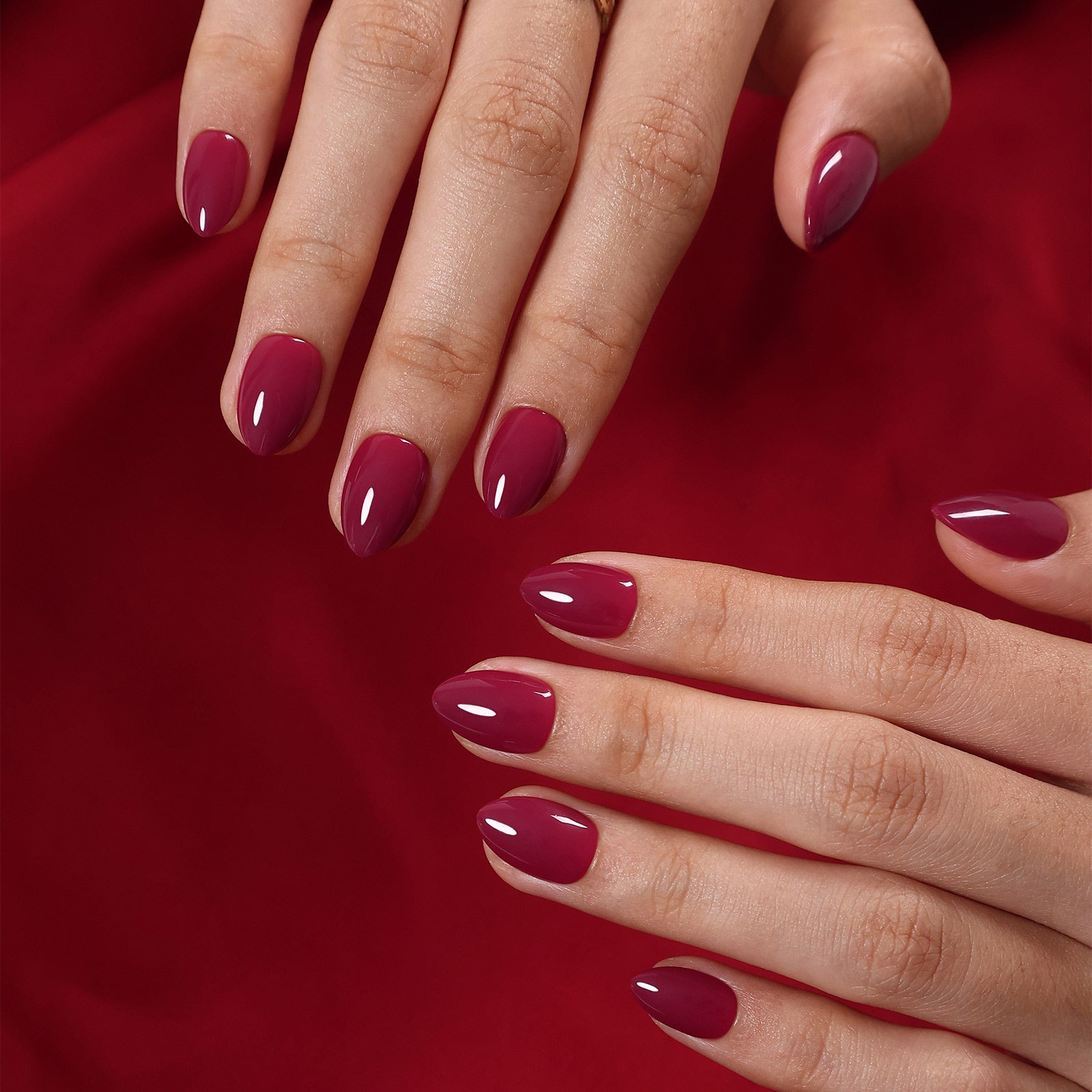 Muted Glossy Short Almond Burgundy Muted Glossy Short Almond Burgundy — Burgundy Nails