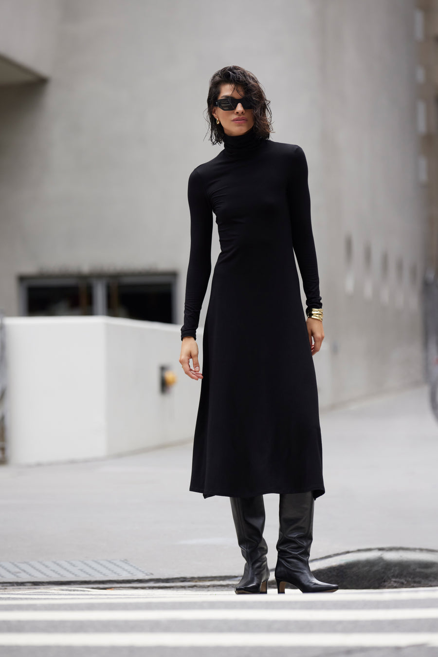 Sleek Black Turtleneck Jersey Dress with Leather Boots — Turtleneck Outfits