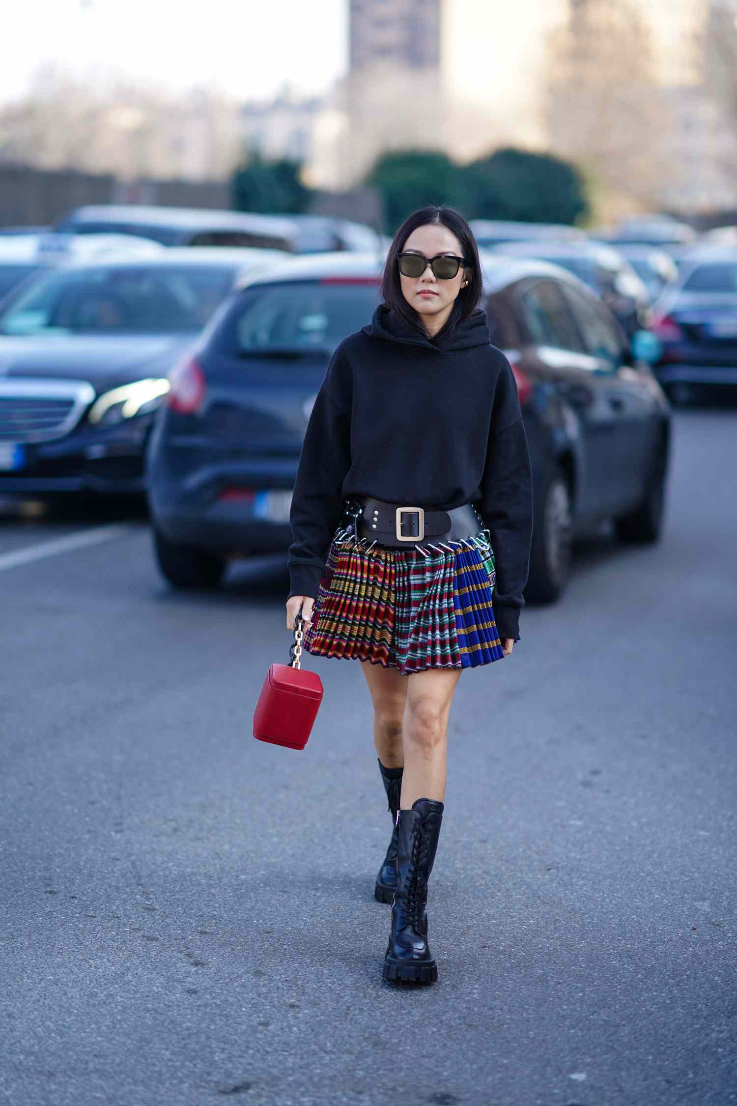 Oversized Black Hoodie with Plaid Mini Skirt Oversized Black Hoodie with Plaid Mini Skirt — Hoodie Outfits