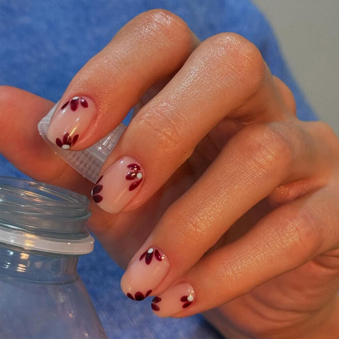 Sheer Nude Floral Motif Square Nails Sheer Nude Floral Motif Square Nails — Short Winter Square Nails