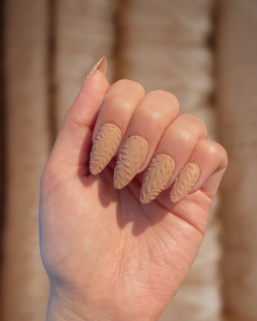 Textured Beige Leaf and Knit Stilettos — Sweater Nails