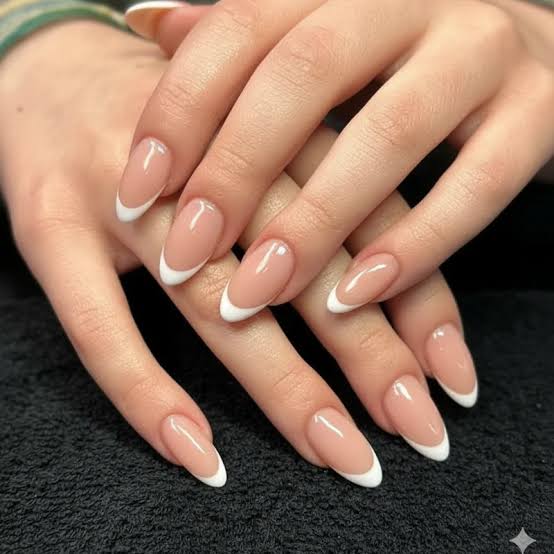 Classic French Manicure Almond Nails Classic French Manicure Almond Nails — Almond Nail Designs