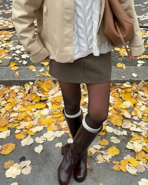 Cozy Layers: Brown Boots with Tweed Skirt and Cable-Knit Sweater — Brown Boots Outfits