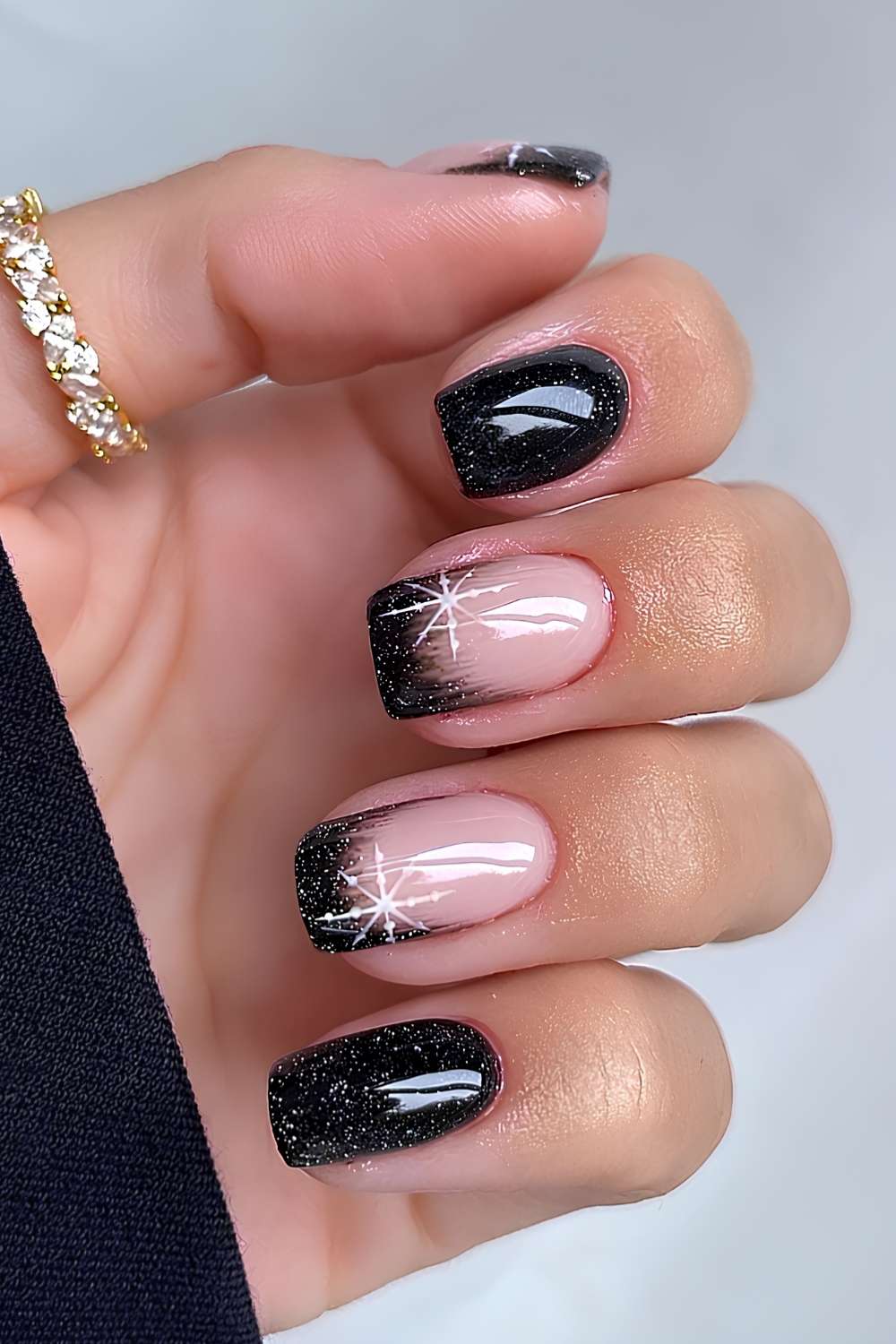 Black Glitter Gradient Nails Black Glitter Gradient Nails — Black Nail Ideas