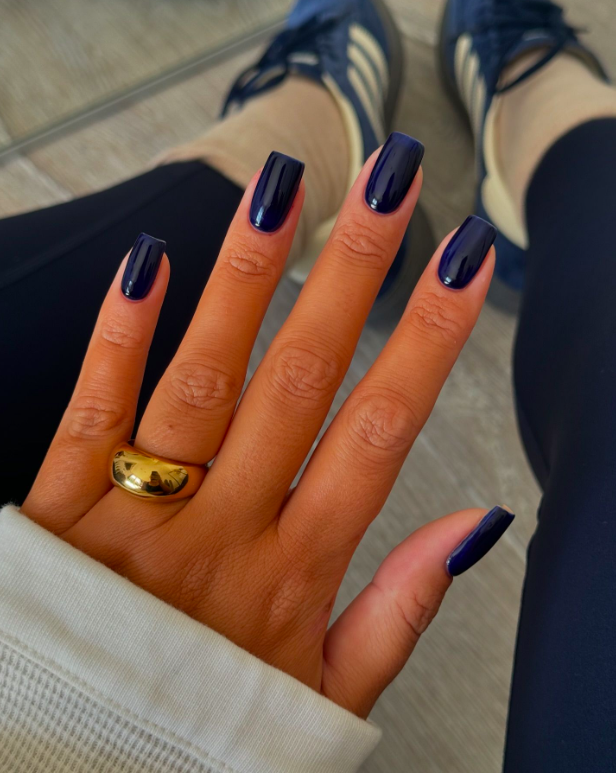 Deep Navy Blue Glossy Square Nails Deep Navy Blue Glossy Square Nails — Winter Nail Colors