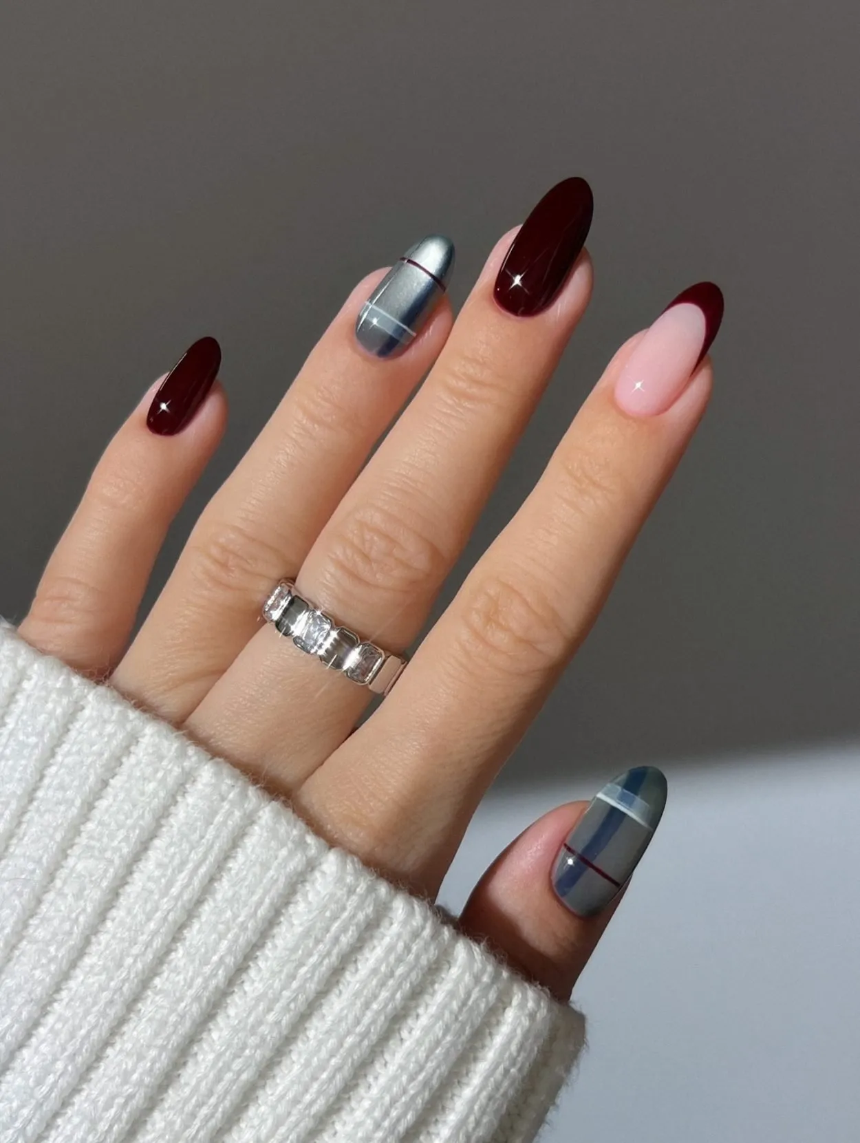 Winter Holiday Visual Idea — Winter Almond Nails
